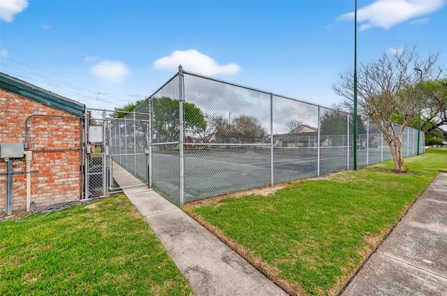 7164 S Dairy Ashford Road, Houston, TX 77072