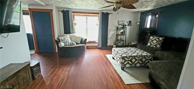 2416 Bakerwood Drive SW, Massillon, OH 44647