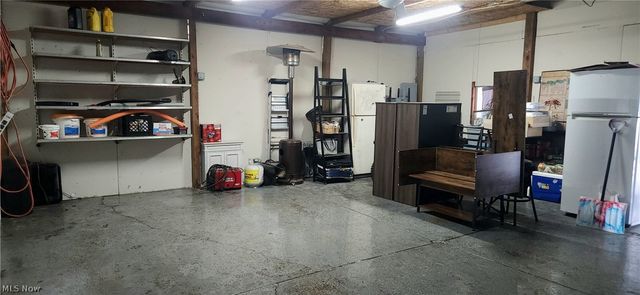 2416 Bakerwood Drive SW, Massillon, OH 44647