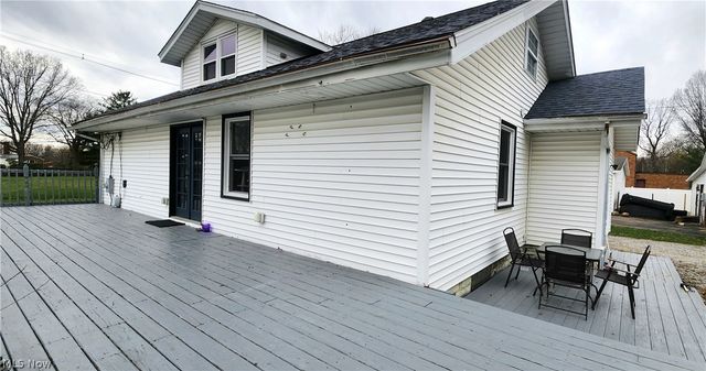 2416 Bakerwood Drive SW, Massillon, OH 44647