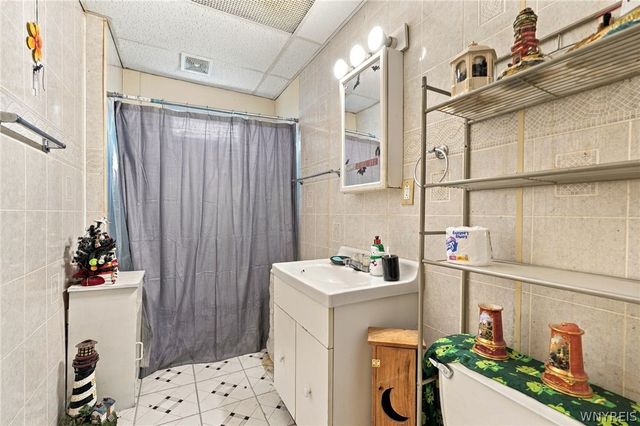 138 Milton Street, Buffalo, NY 14210