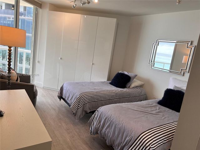 18671 Collins Ave 601, Sunny Isles Beach, FL 33160