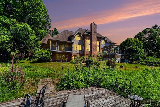 16400 Easudes Road, Grass Lake, MI 49240