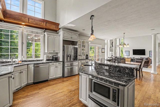 16400 Easudes Road, Grass Lake, MI 49240
