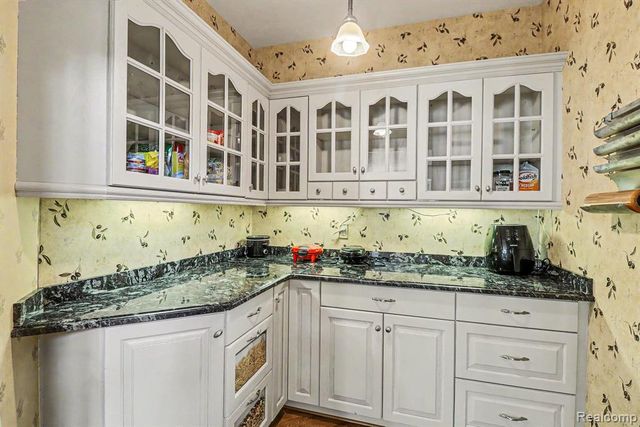 16400 Easudes Road, Grass Lake, MI 49240