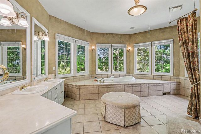 16400 Easudes Road, Grass Lake, MI 49240