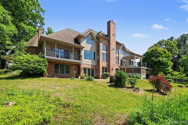 16400 Easudes Road, Grass Lake, MI 49240