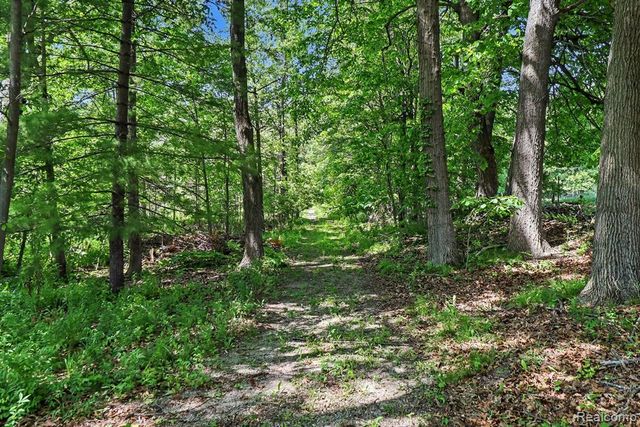16400 Easudes Road, Grass Lake, MI 49240