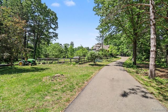 16400 Easudes Road, Grass Lake, MI 49240