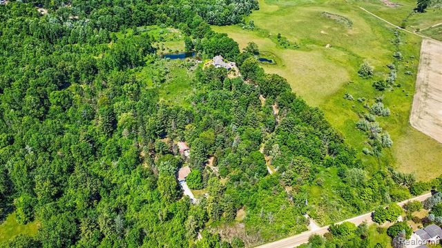 16400 Easudes Road, Grass Lake, MI 49240