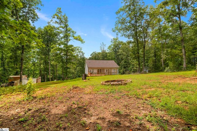 111 Academy Drive, Pickens, SC 29671