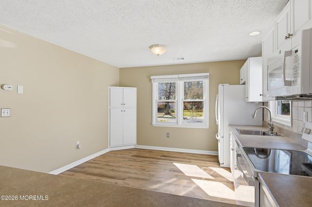 185 Liberty Bell Road, Toms River, NJ 08755