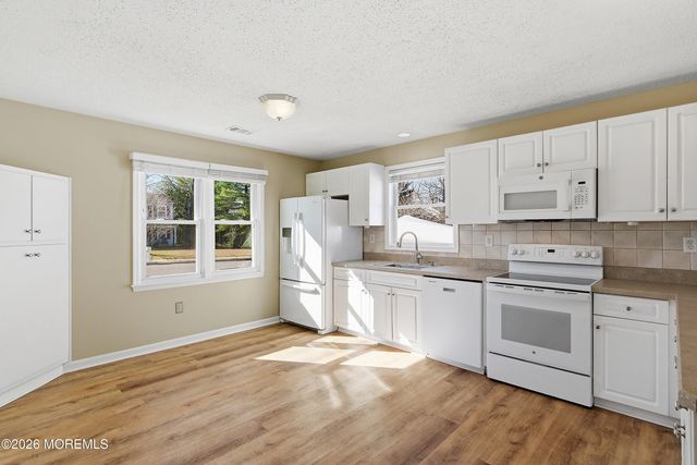 185 Liberty Bell Road, Toms River, NJ 08755