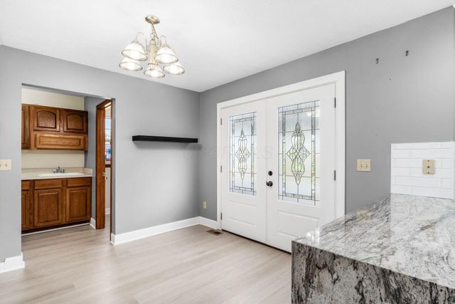 7659 Johnstown Utica Road, Johnstown, OH 43031