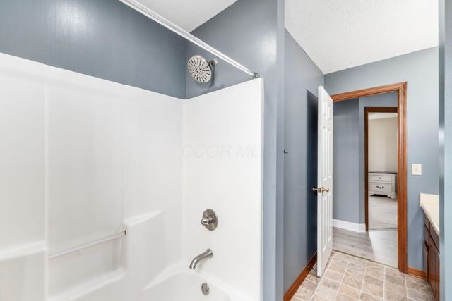 7659 Johnstown Utica Road, Johnstown, OH 43031