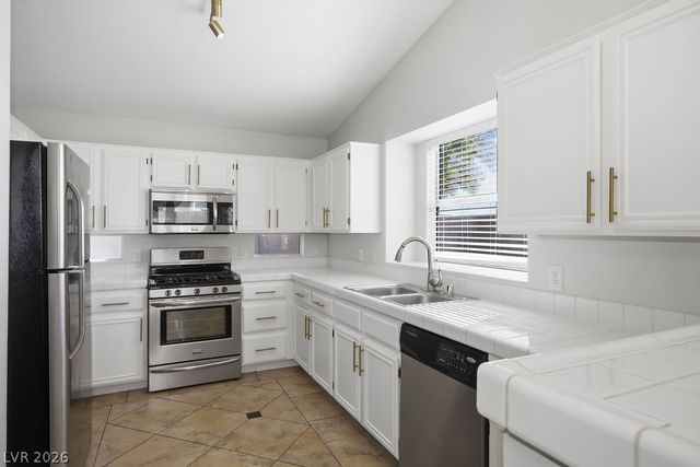 7987 Lone Jogger Drive, Las Vegas, NV 89113