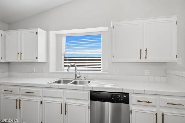 7987 Lone Jogger Drive, Las Vegas, NV 89113