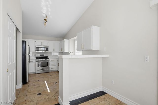 7987 Lone Jogger Drive, Las Vegas, NV 89113