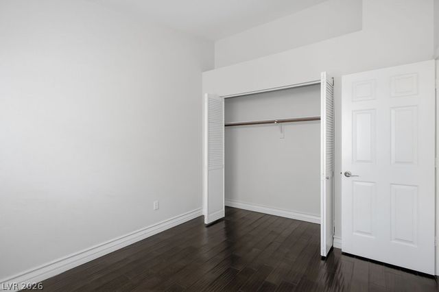 7987 Lone Jogger Drive, Las Vegas, NV 89113