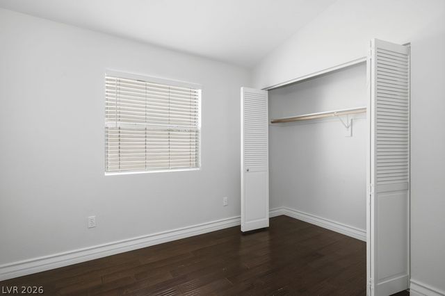 7987 Lone Jogger Drive, Las Vegas, NV 89113