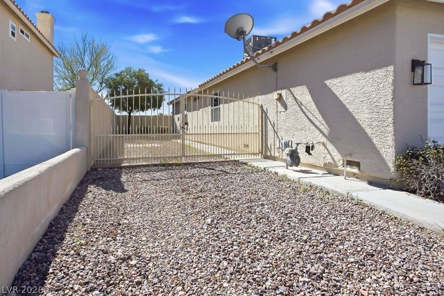 7987 Lone Jogger Drive, Las Vegas, NV 89113
