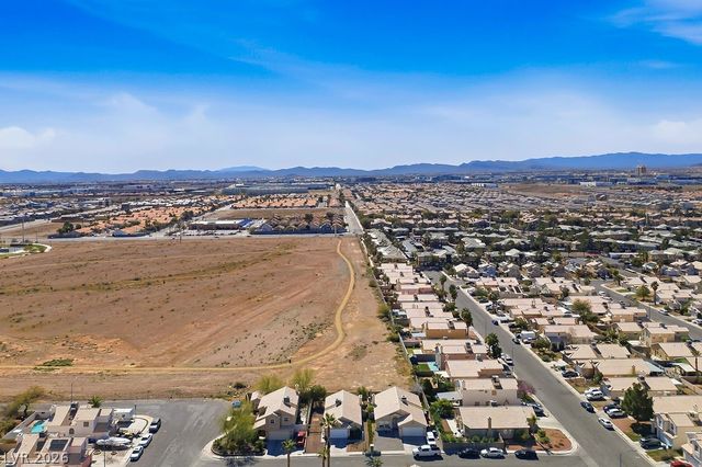 7987 Lone Jogger Drive, Las Vegas, NV 89113