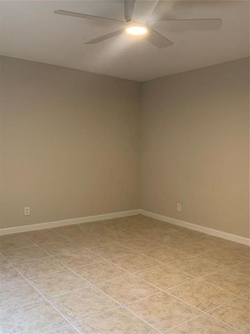 2161 Orange Grove Drive D-9, Davie, FL 33324