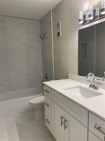 2161 Orange Grove Drive D-9, Davie, FL 33324