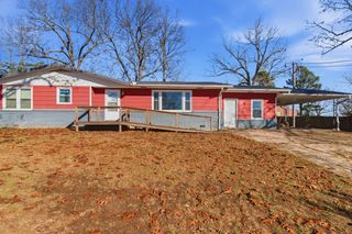 855 County Road 806, Gainesville, MO 65655