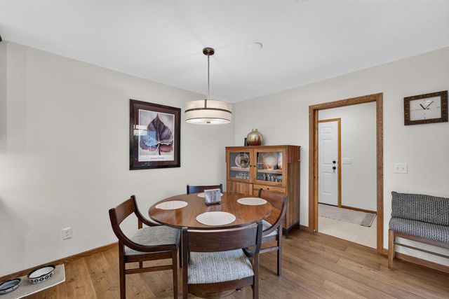 1657 Okeeffe Avenue, Sun Prairie, WI 53590