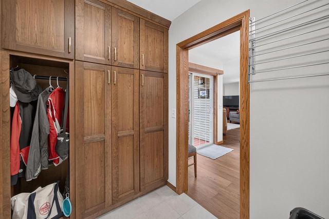 1657 Okeeffe Avenue, Sun Prairie, WI 53590