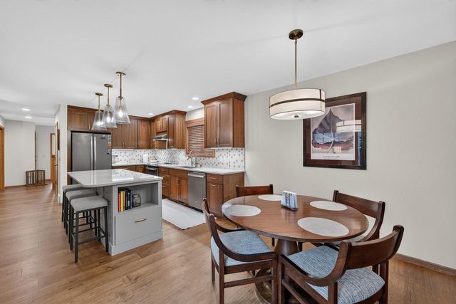 1657 Okeeffe Avenue, Sun Prairie, WI 53590
