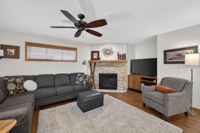 1657 Okeeffe Avenue, Sun Prairie, WI 53590