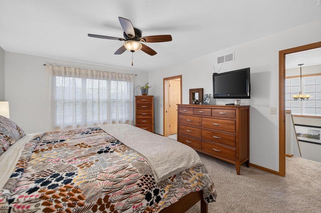 1657 Okeeffe Avenue, Sun Prairie, WI 53590