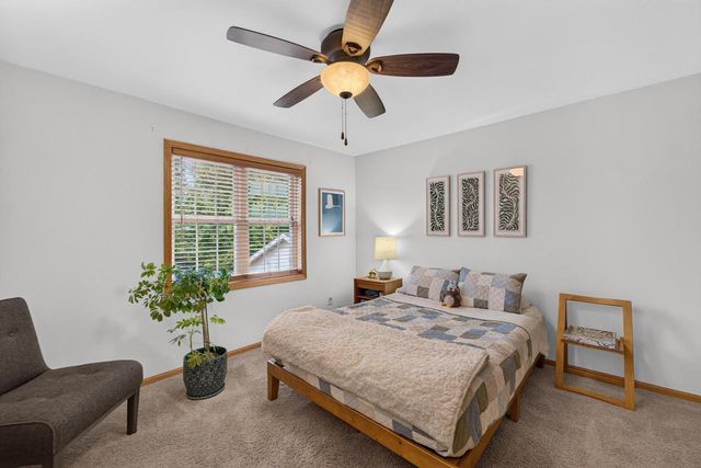 1657 Okeeffe Avenue, Sun Prairie, WI 53590