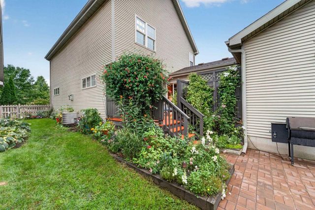 1657 Okeeffe Avenue, Sun Prairie, WI 53590