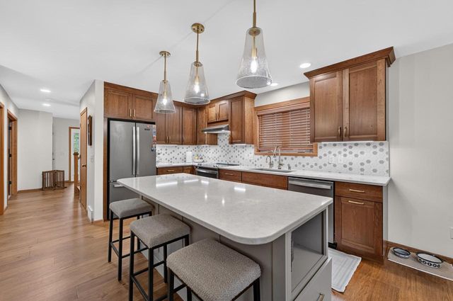 1657 Okeeffe Avenue, Sun Prairie, WI 53590