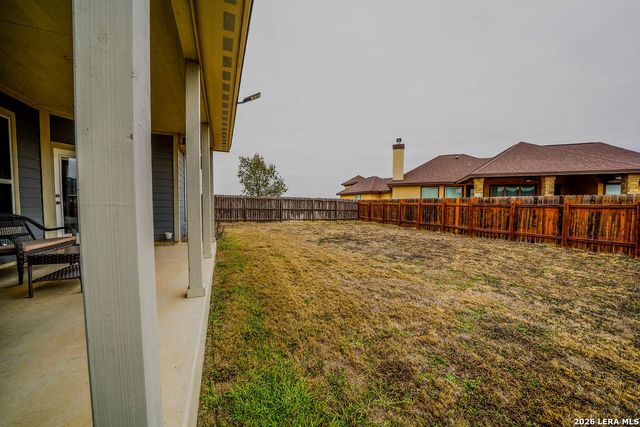 104 Fairway, Floresville, TX 78114