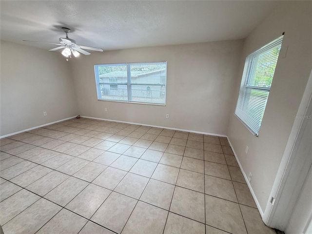 5011 9TH STREET COURT E, Bradenton, FL 34203