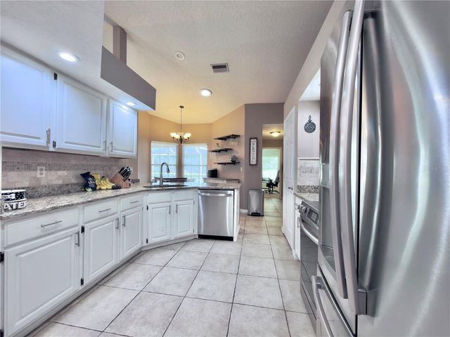 5215 CEDAR LANE, Brooksville, FL 34601