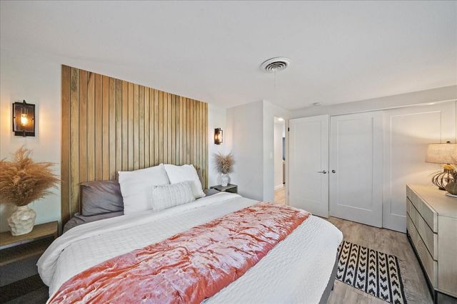 2438 WISTERIA STREET, Sarasota, FL 34239