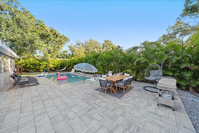 2438 WISTERIA STREET, Sarasota, FL 34239