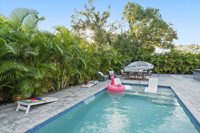 2438 WISTERIA STREET, Sarasota, FL 34239