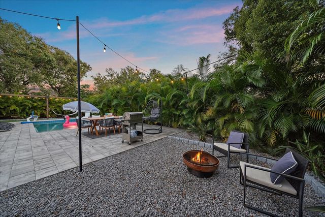 2438 WISTERIA STREET, Sarasota, FL 34239