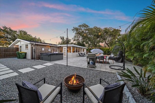 2438 WISTERIA STREET, Sarasota, FL 34239