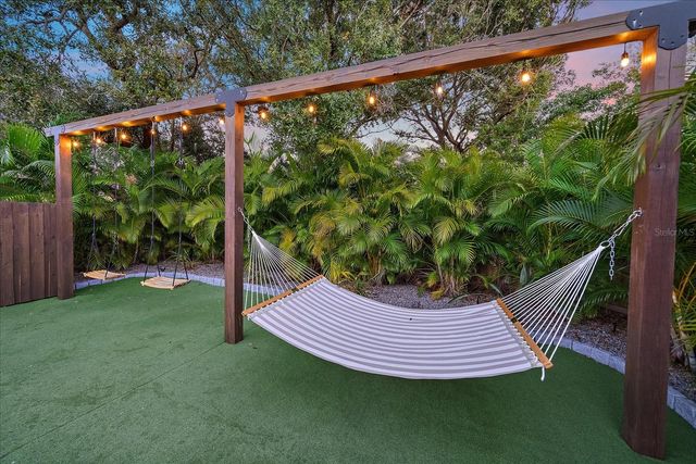 2438 WISTERIA STREET, Sarasota, FL 34239