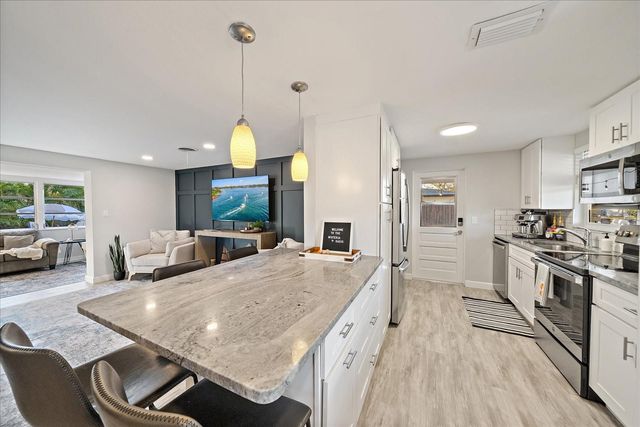 2438 WISTERIA STREET, Sarasota, FL 34239