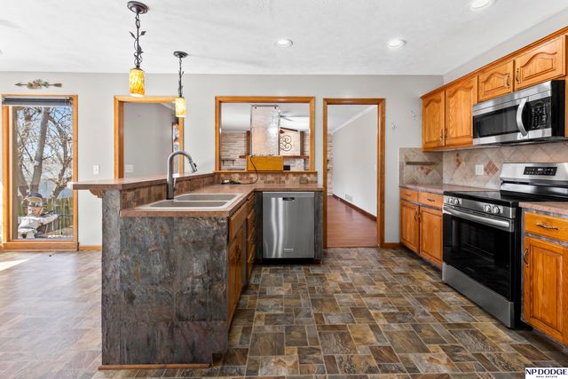 4235 Harrison Street, Bellevue, NE 68147