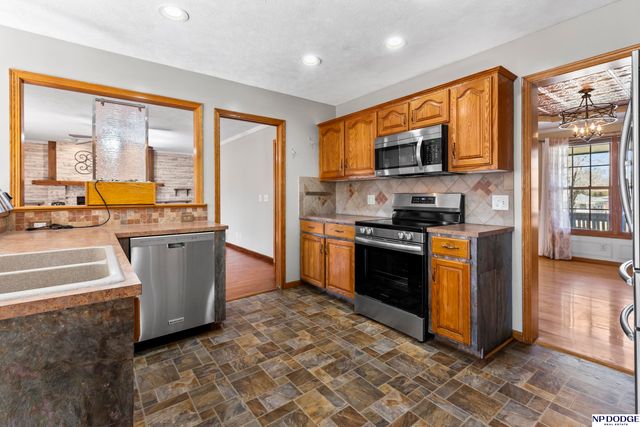 4235 Harrison Street, Bellevue, NE 68147