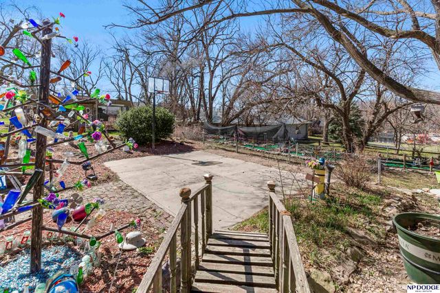 4235 Harrison Street, Bellevue, NE 68147